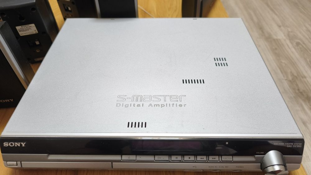 Sony DAV-DZ260 – 5.1 домашно кино, 850 W, USB, пълен комплект