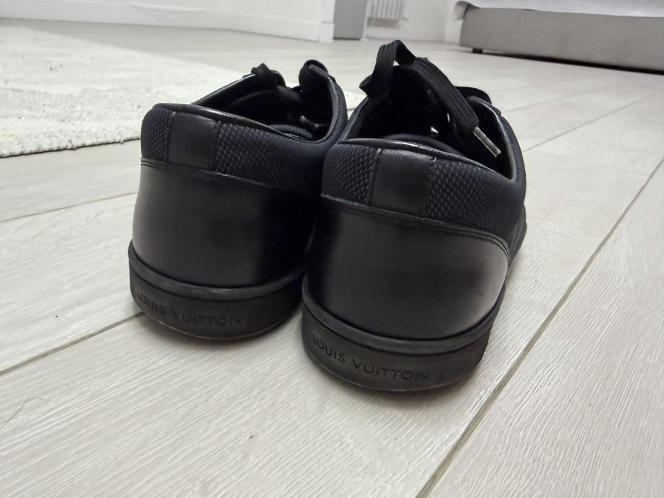 Louis Vuitton.