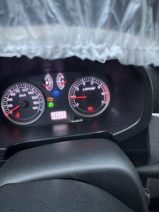 Dongfeng  Dubl kabina 88 ot kuchi