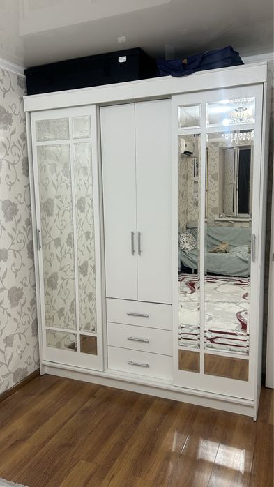 Продам шкаф купе