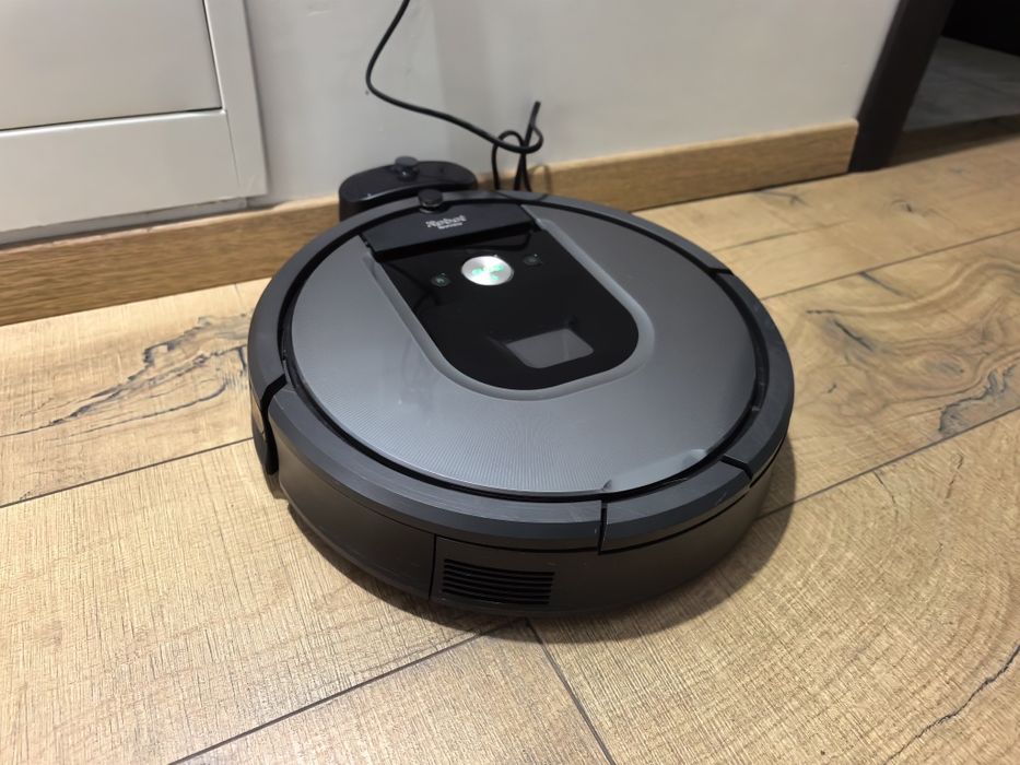 Aspirator iRobot Roomba 960