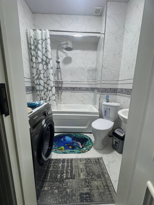 Сдаётся 2 комнатная 2этаж в новостройке Фрунзе Хамкор банк