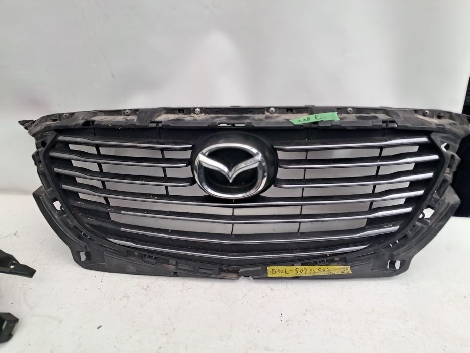 Грил решетка Mazda CX3
