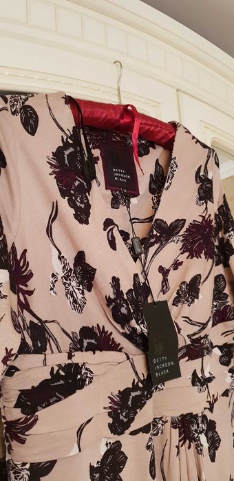 Новое платье  бренд Betty Jackson Black
