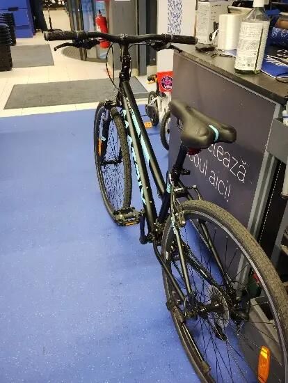 Bicicleta hibrida Matrix 28" - (SecondHand) Decathlon