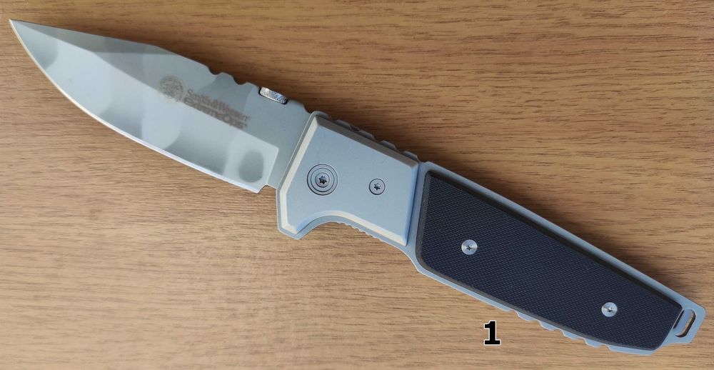 Сгъваем нож Smith&Wesson