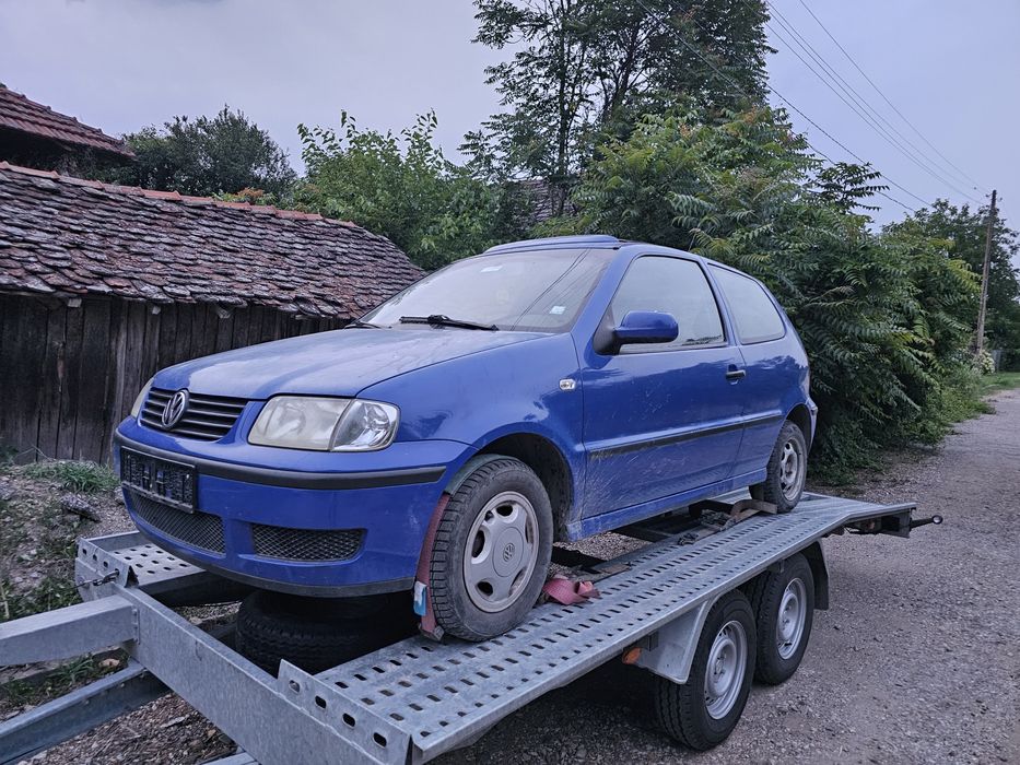 Volkswagen Polo 1.0 MPI на части