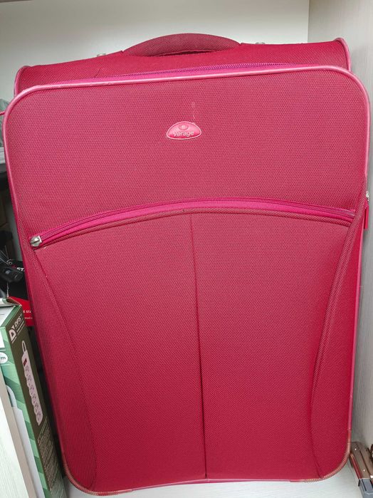 Чемодан 60-69 см