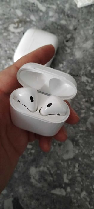 Căști fara fir fake