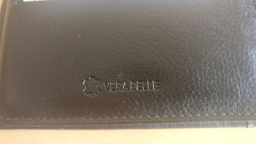 Италиански кожен портфейл