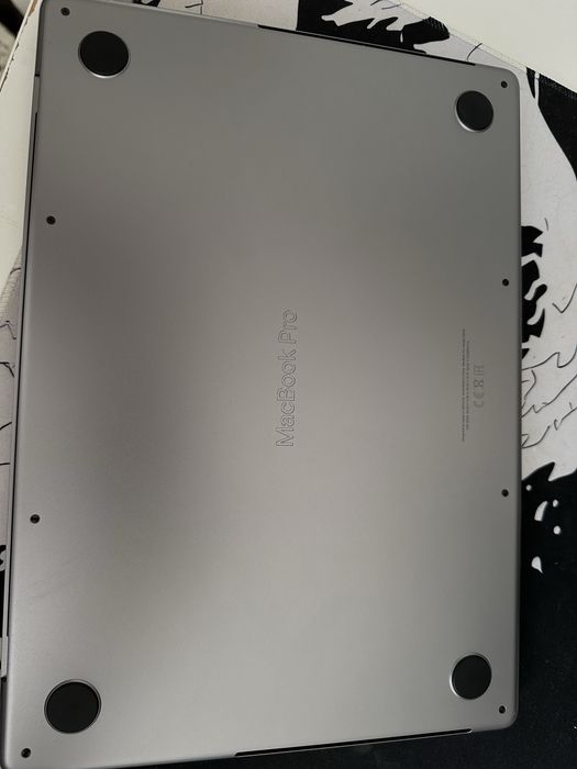 MacBook Pro 14 8RAM/10cpu
