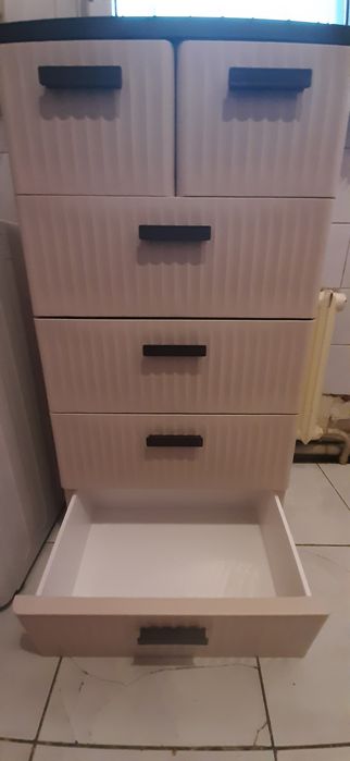 ПОКУПАЕМ.!Срочно.Шкафчик для всего..