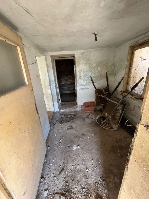 Продавам къща в с. Лозарево – 379 м2