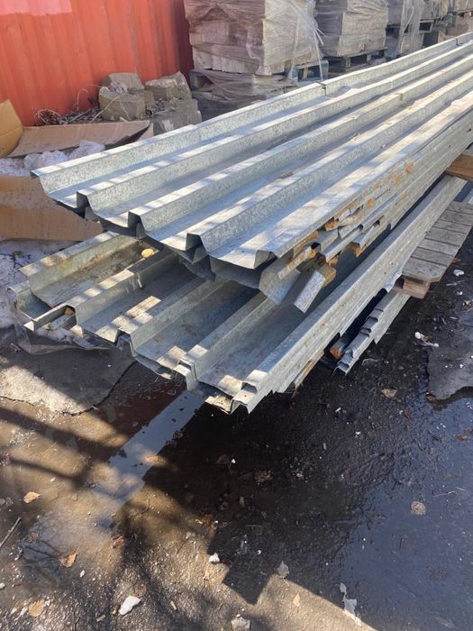 Продам профлист б/у, толщина 1мм