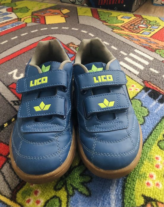 Маратонки за момче 34