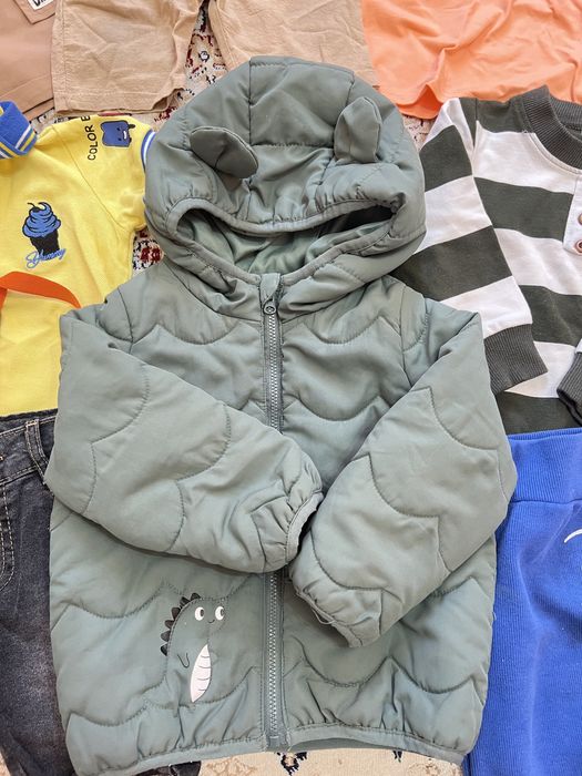 Продам детские вещи