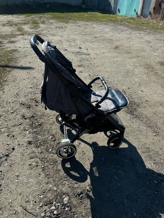 Коляска прогулочная