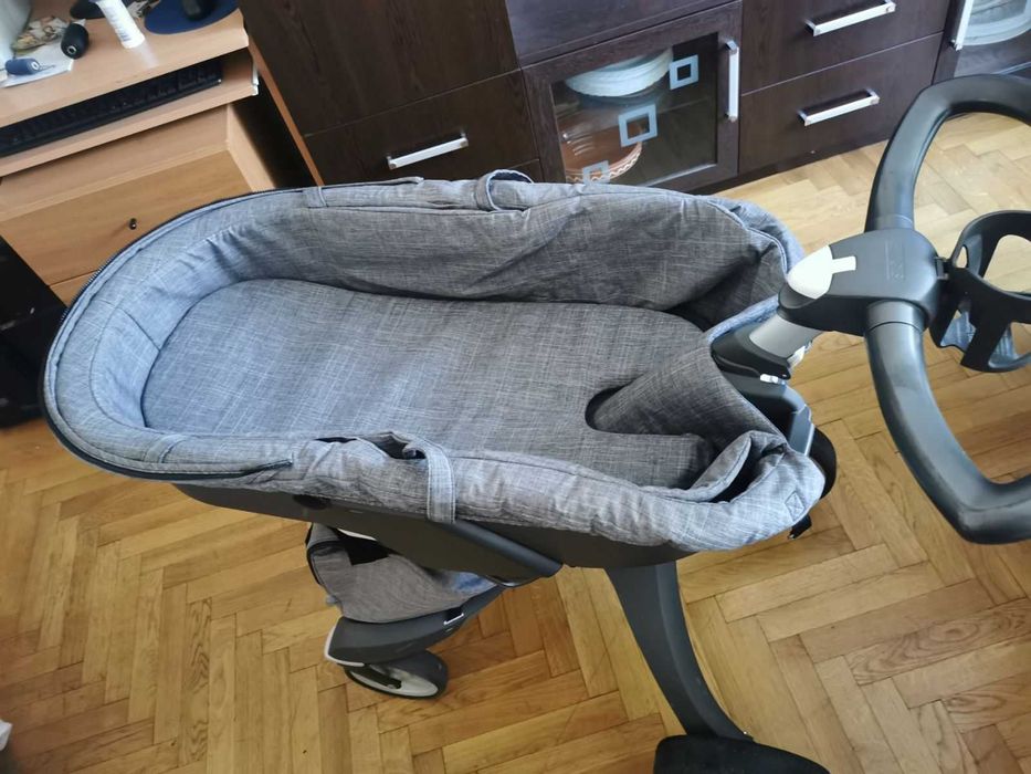 Детска количка.  Stokke.