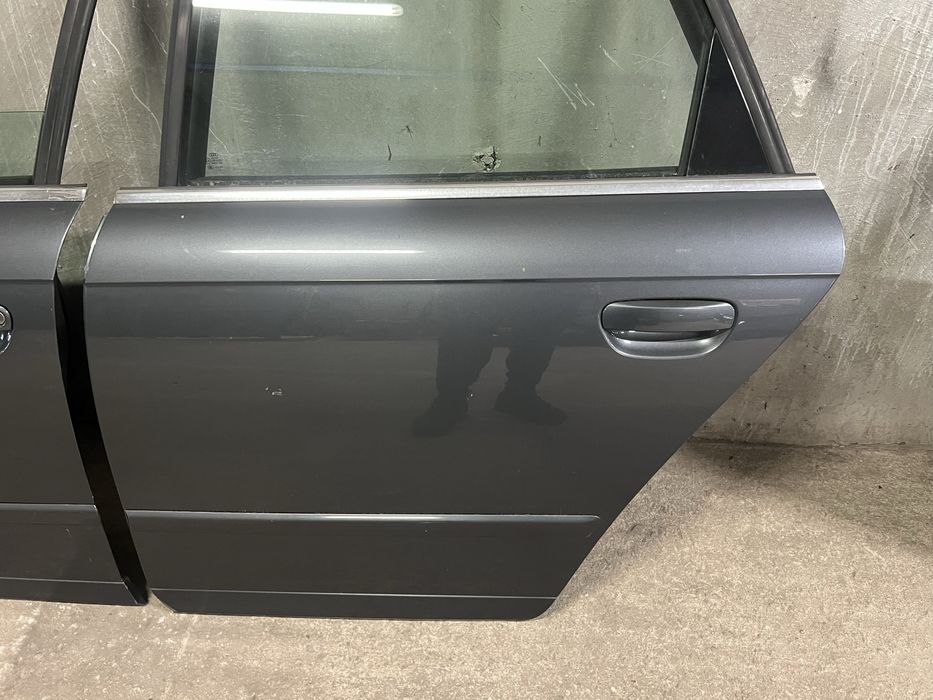 Врати Audi A4 B7 комби