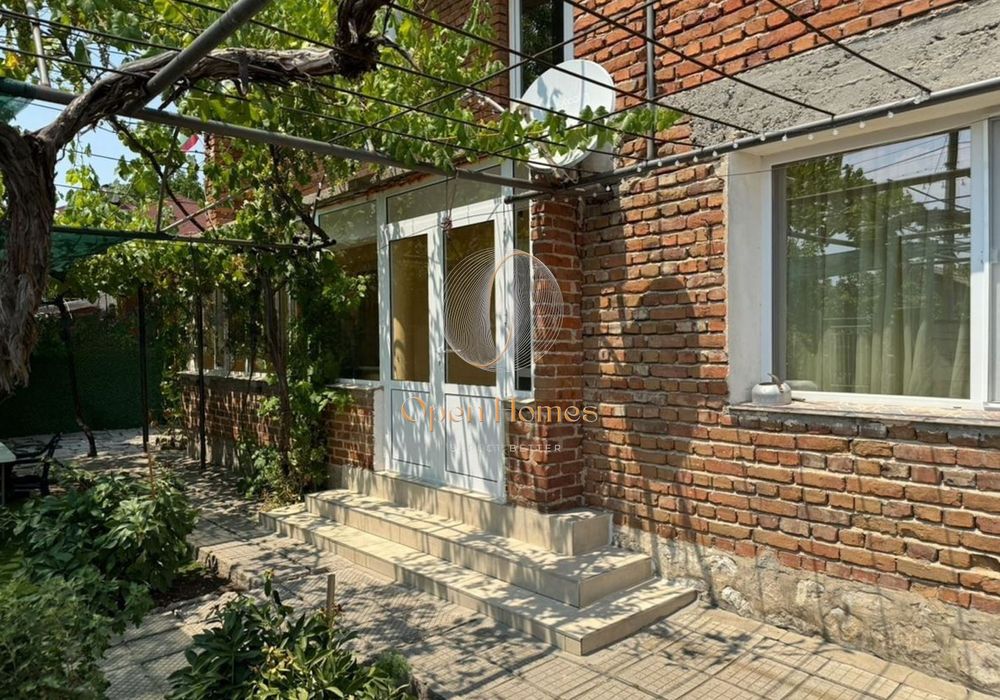 Продава се Къща в с. Калековец, Област Пловдив - 160 кв.м за 1313 €/кв.м - Снимка #1