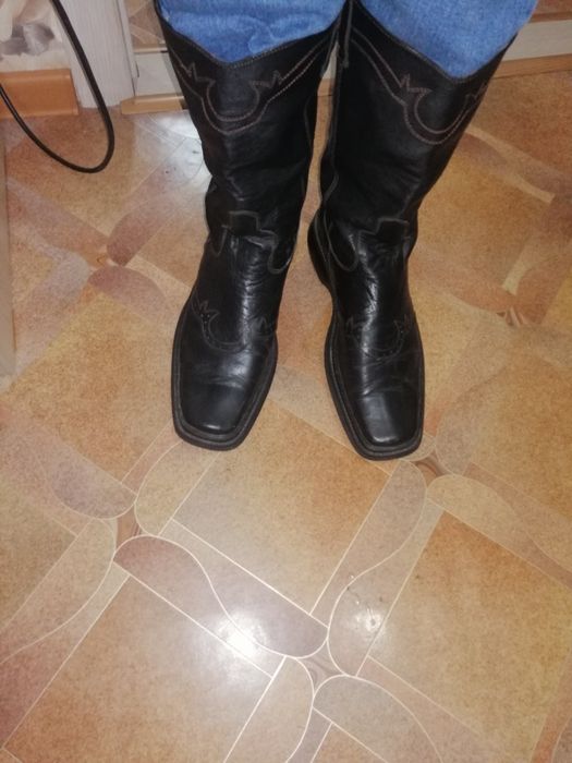 Продам мужские кожаные сапоги