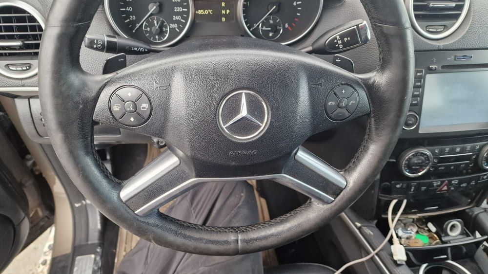 Dezmembrez Mercedes ML Facelift W164 ML280 ML320 ML350 ML420 ML500