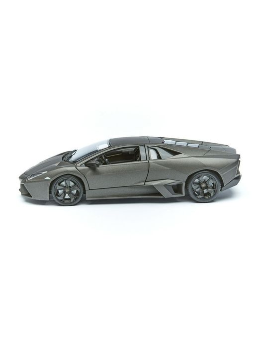 Продается коллекционная модель машинки Lamborghini Reventon.