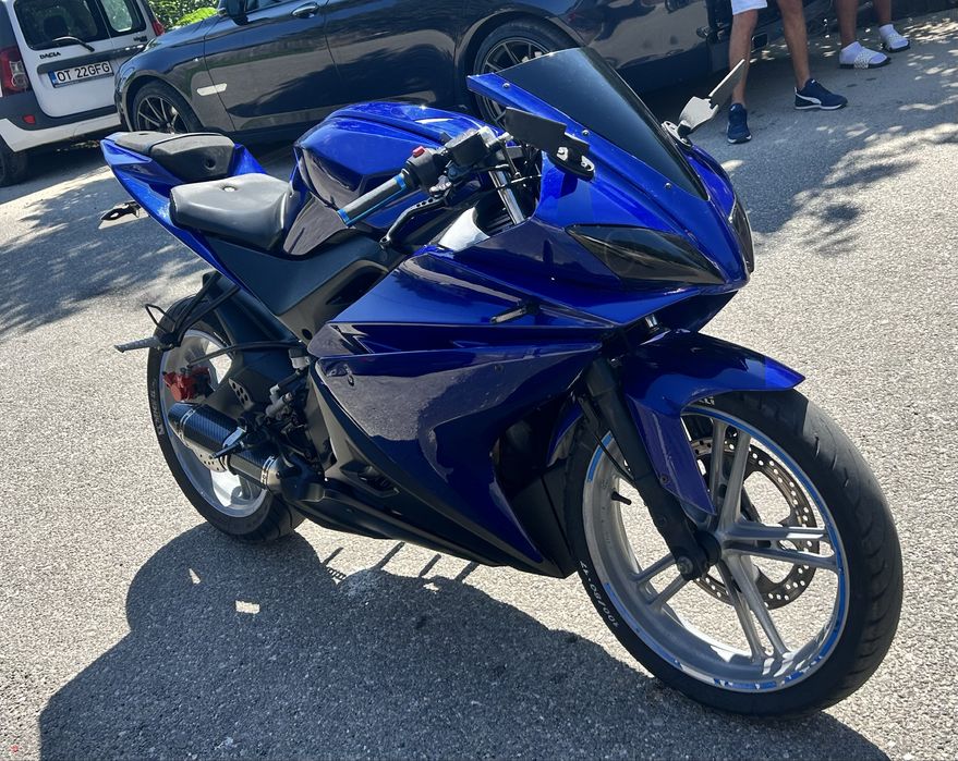 Yamaha yzf  r125
