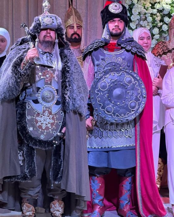 Jaloliddin Manguberdi kiyimi