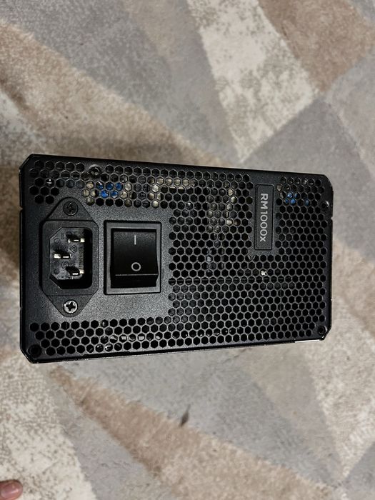 Блок питания Corsair RM1000x