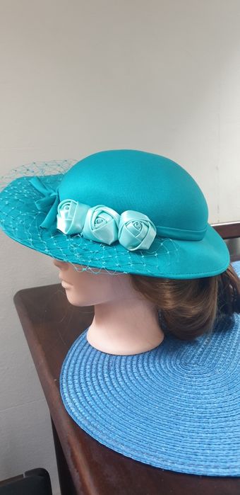 Pălărie elegant pentru nuntă turquoise