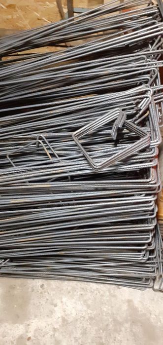 Etrieri din fier beton striat de 8mm
16/25 3 lei
20x20
15x15
10x10
20x