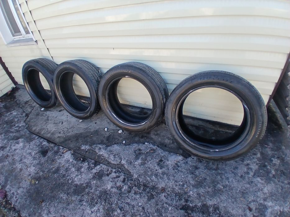 Продам шины 235/55R19