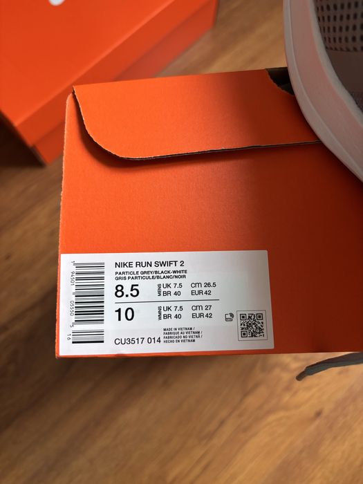 Обувки Nike run swift 2