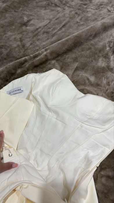 Продам платье корсетное