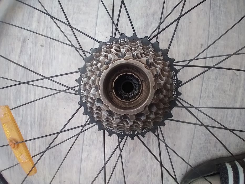 Продам колесо от велосипеда за 2000 тенге