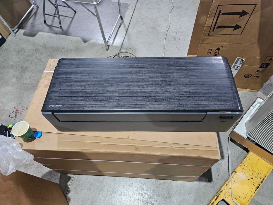 Климатик Daikin Stylish - 9000 btu - нов