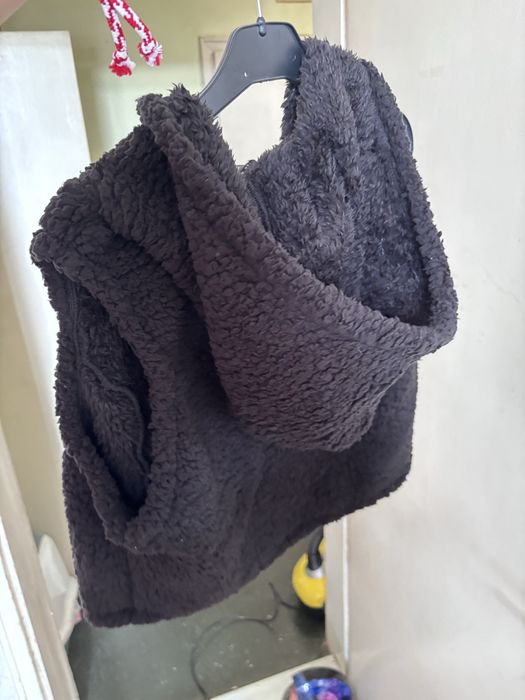 Чисто нови рокли и горница