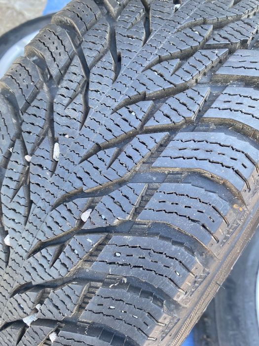 Roti de iarna originale Bmw 205/55/16 Nokian Hakkapeliitta R3