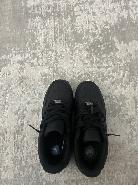 новый,айр форсы черные 37 размер новые