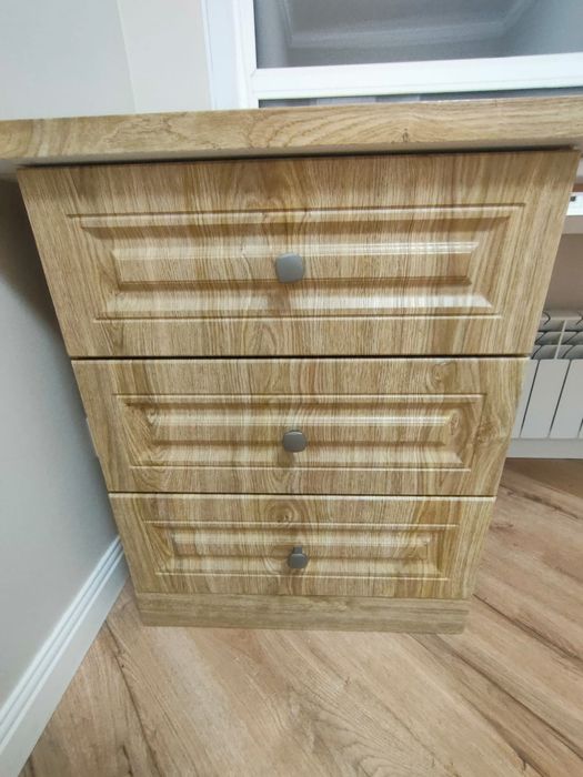 Продается парта(рабочий стол)