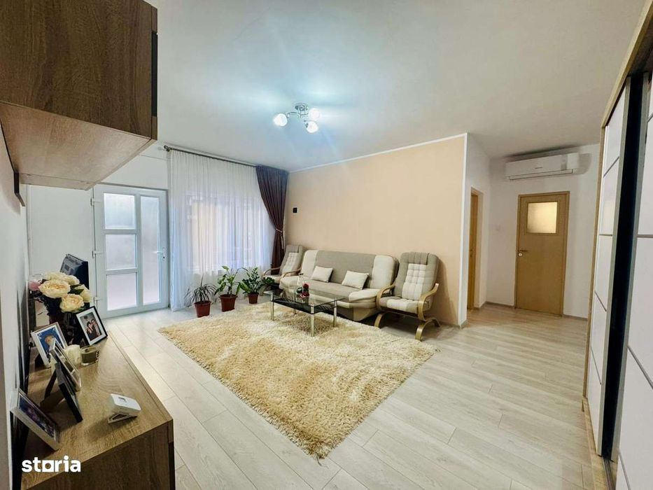 Direct proprietar–Casă 10camere|locuință+regim hotelier|20min de plajă