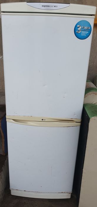 Холодильник сатылады