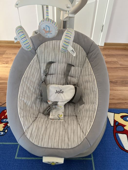 Бебешки шезлонг-люлка joie