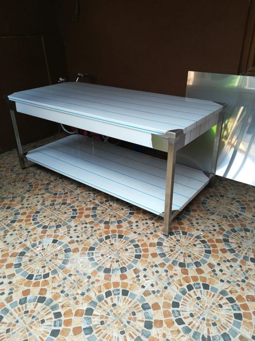 Masa din inox la comanda