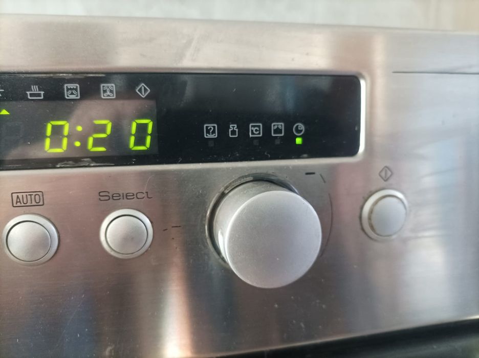 Комбинирана фурна с микровълнова за вграждане Whirlpool