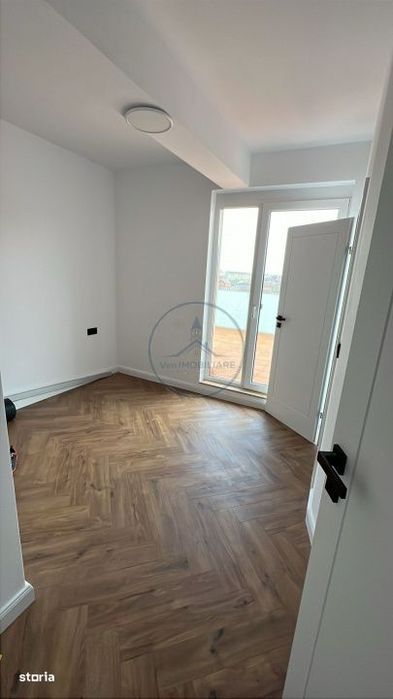 Penthouse de lux | 83 mp utili + terasa 117 mp | Etaj 3 cu lift | Zona