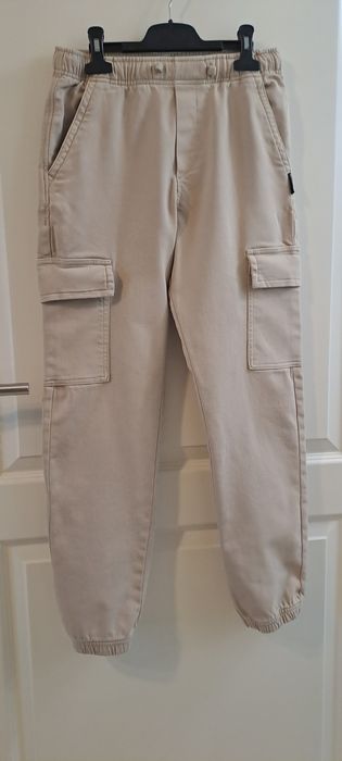 Pantaloni Zara 13-14 ani
