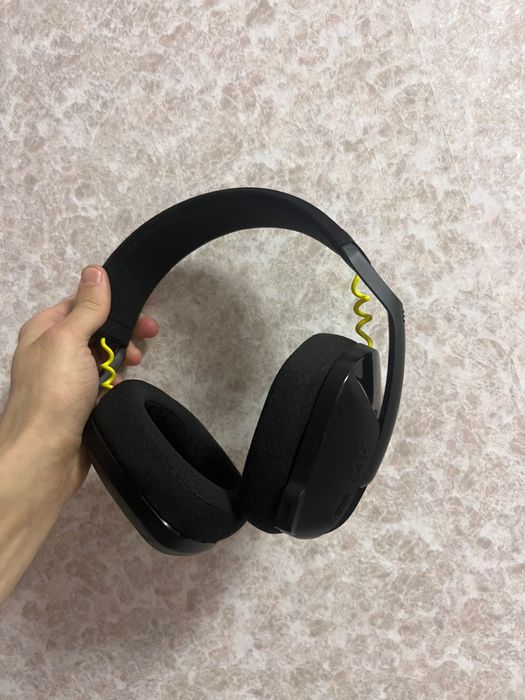 Наушники Logitech g435