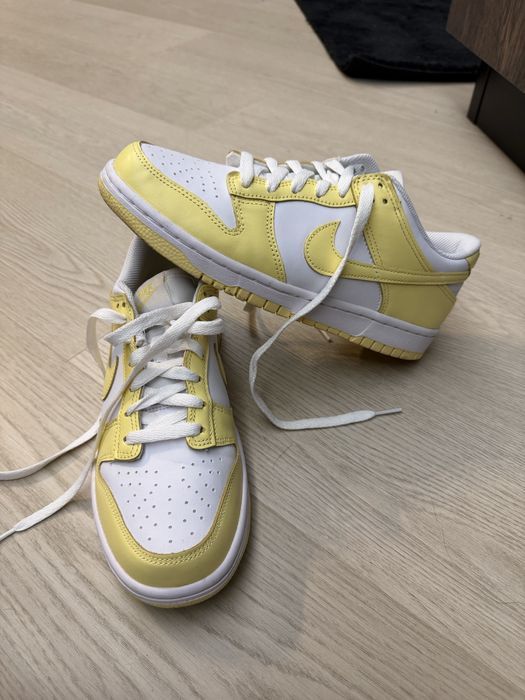 Nike Dunk Galbeni